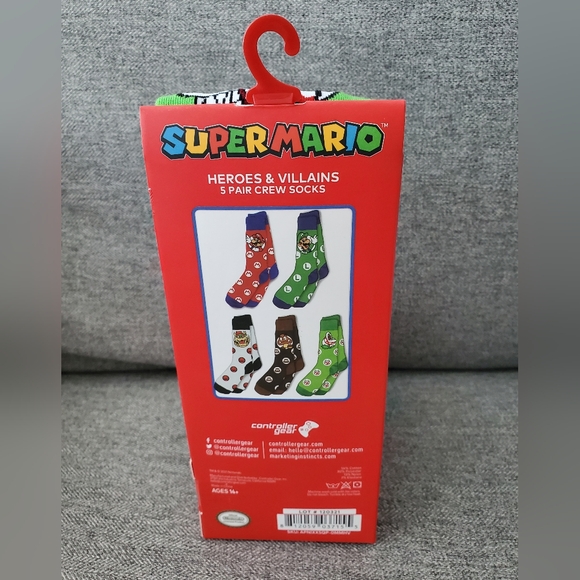 Nintendo Super Mario Snapback Cap and 5-Pack Socks - Picture 6 of 6